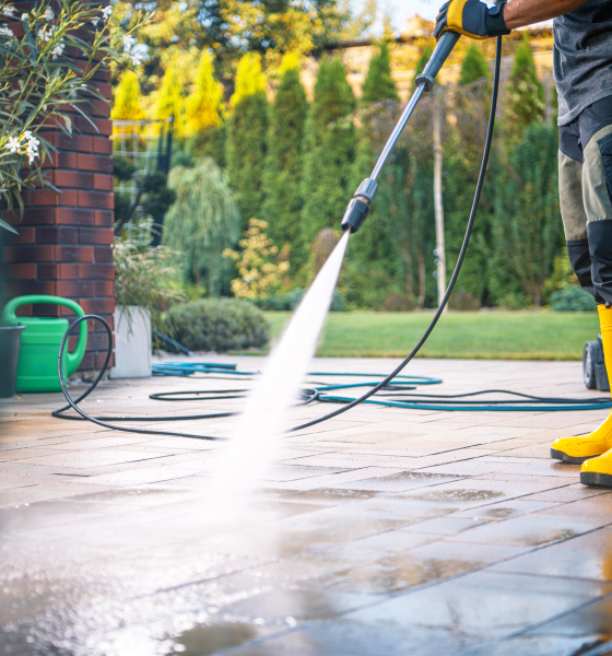 Power Washing Cleaning Service